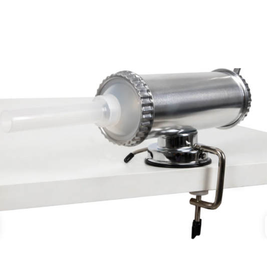 Masina de umplut carnati, 2.5Kg, fabricat din Inox, cu dubla prindere: ventuza + menghina, 3 palnii Incluse